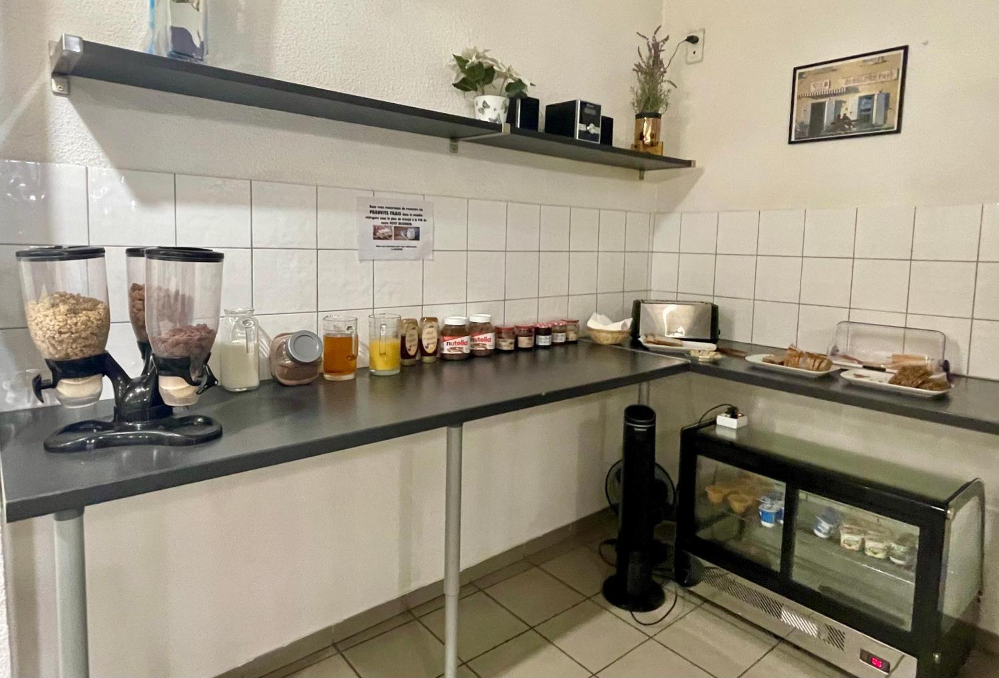 Balaena Hebergement Marseille Exteriör bild